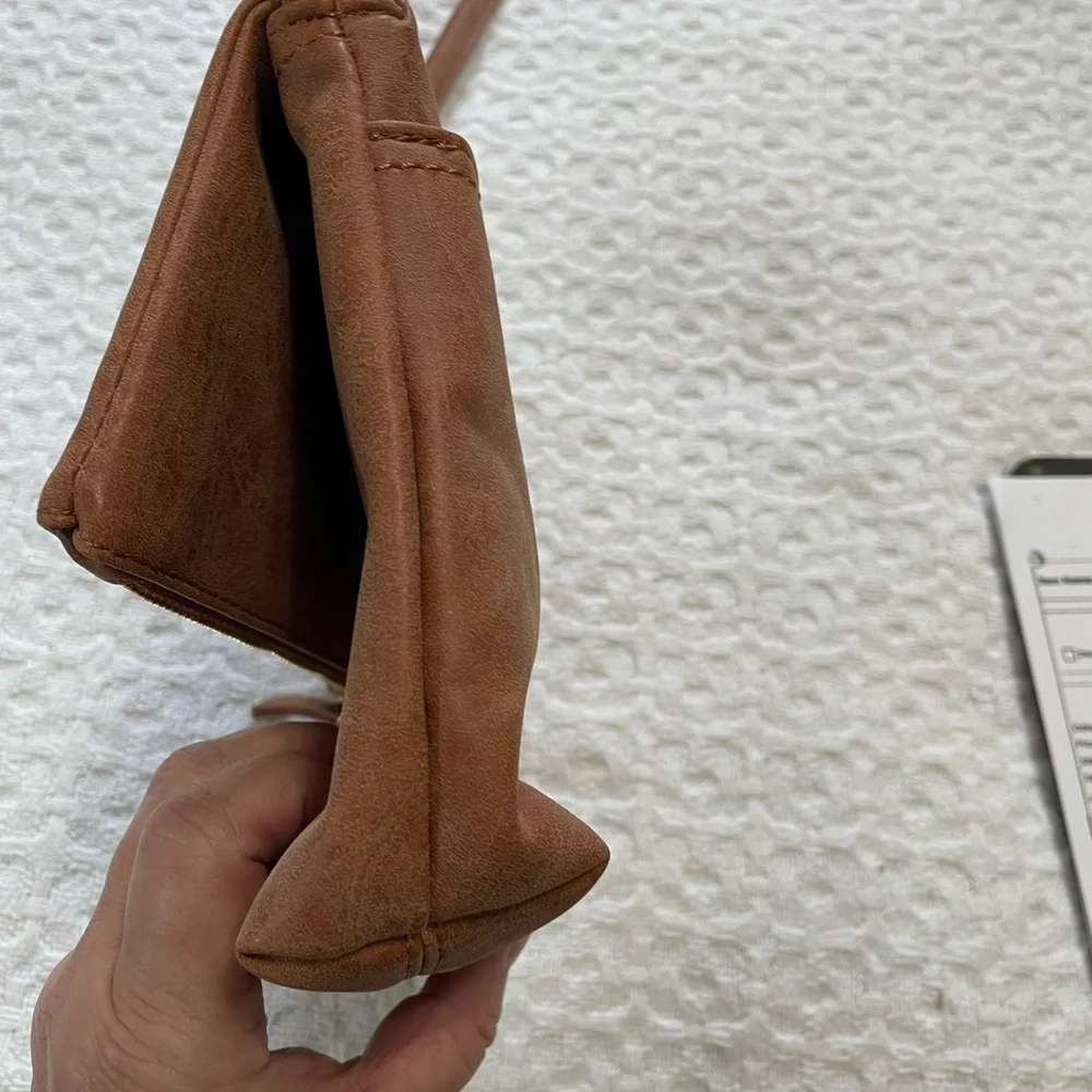 Elegant‎ Tan Crossbody Bag